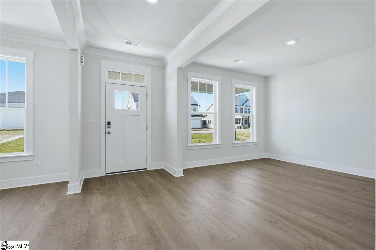 547 Winstone Trail
