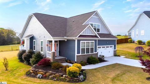 Photo of 210 Claridge Way, Greer, SC 29651 (MLS # 1587969)
