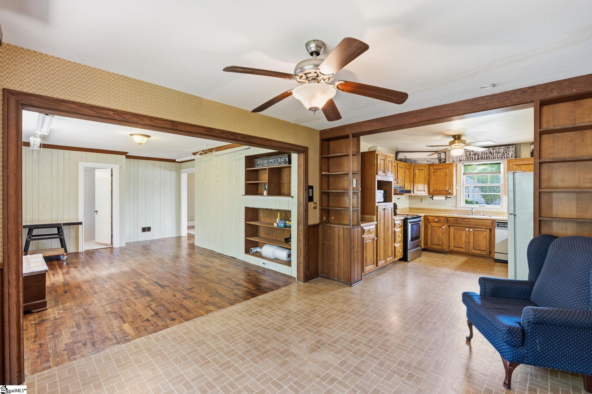 110 W Main Street