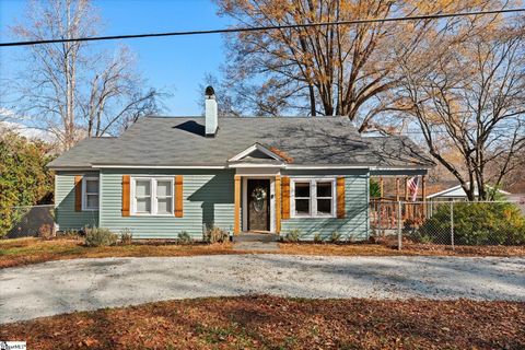 6550 Mountain View Road Taylors SC 29687