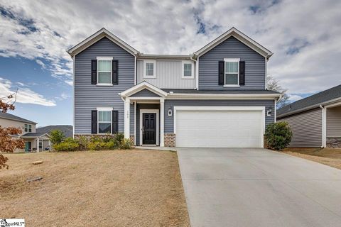 Photo of 103 Pewter Circle, Simpsonville, SC 29680 (MLS # 1585894)