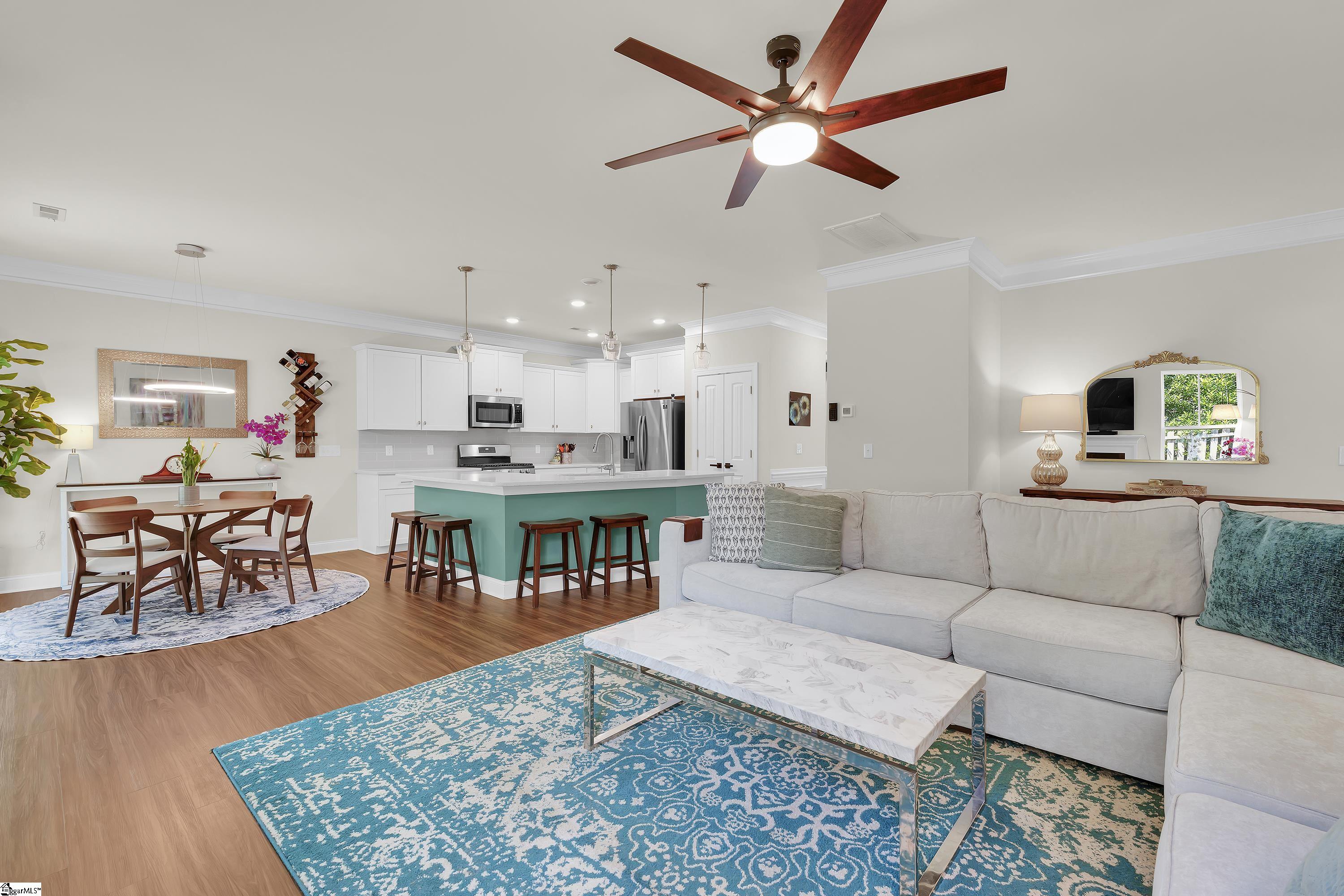 Simpsonville, South Carolina 29681, United States, 4 Bedrooms Bedrooms, ,3 BathroomsBathrooms,Residential,Contingent,191419