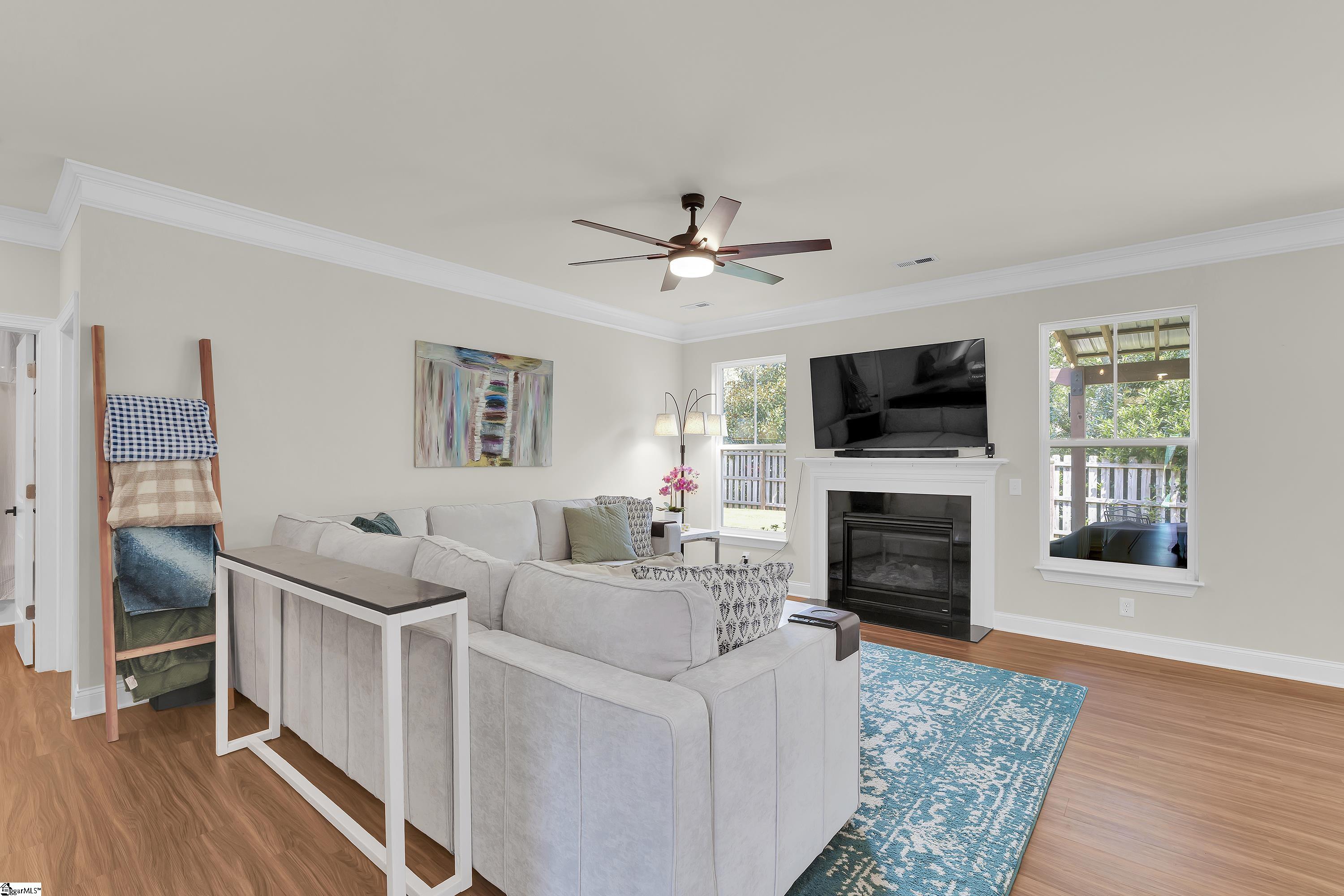 Simpsonville, South Carolina 29681, United States, 4 Bedrooms Bedrooms, ,3 BathroomsBathrooms,Residential,Contingent,191419