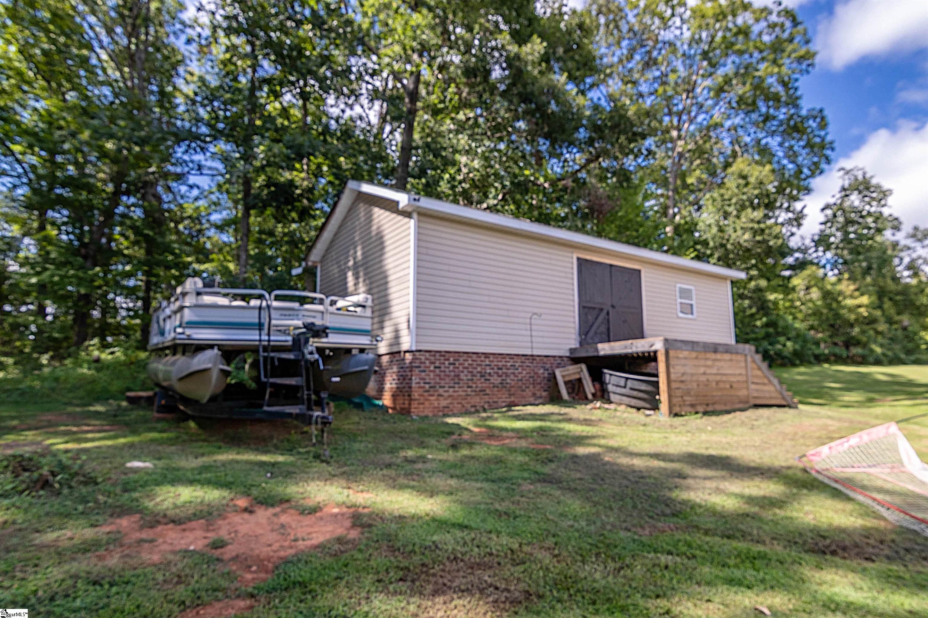 Pickens, South Carolina 29671, United States, 4 Bedrooms Bedrooms, ,3 BathroomsBathrooms,Residential,Active,196941