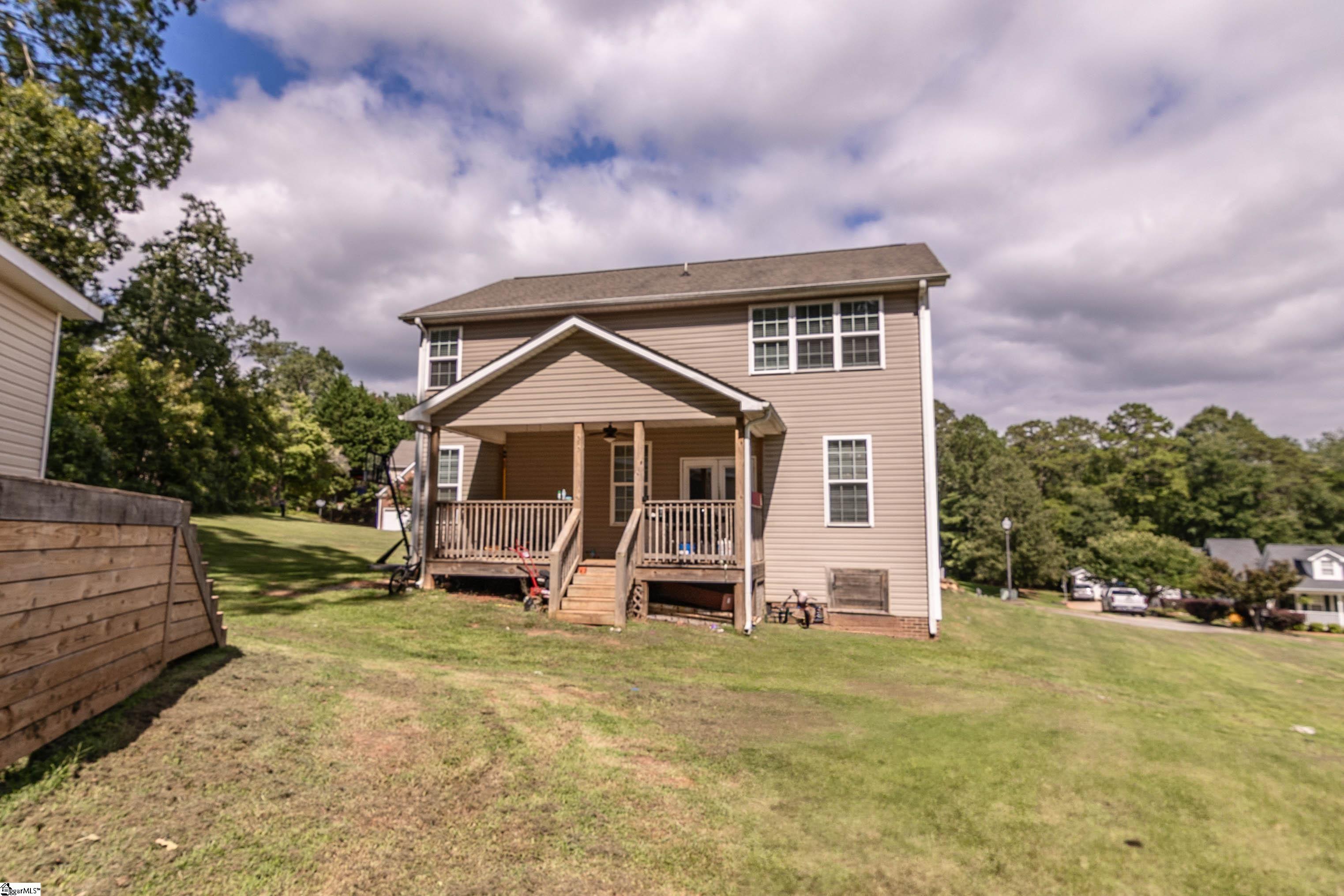Pickens, South Carolina 29671, United States, 4 Bedrooms Bedrooms, ,3 BathroomsBathrooms,Residential,Active,196941