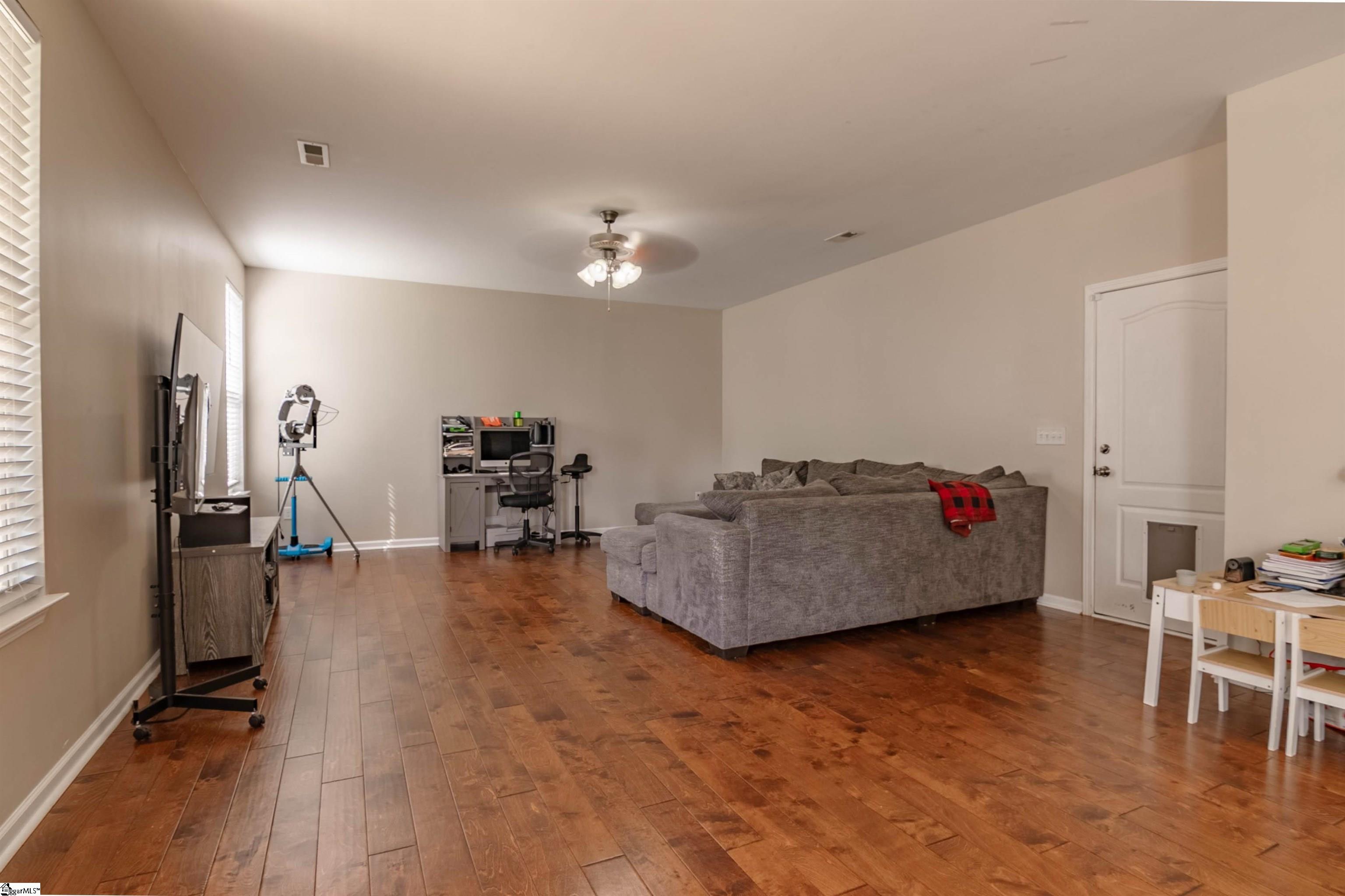 Pickens, South Carolina 29671, United States, 4 Bedrooms Bedrooms, ,3 BathroomsBathrooms,Residential,Active,196941