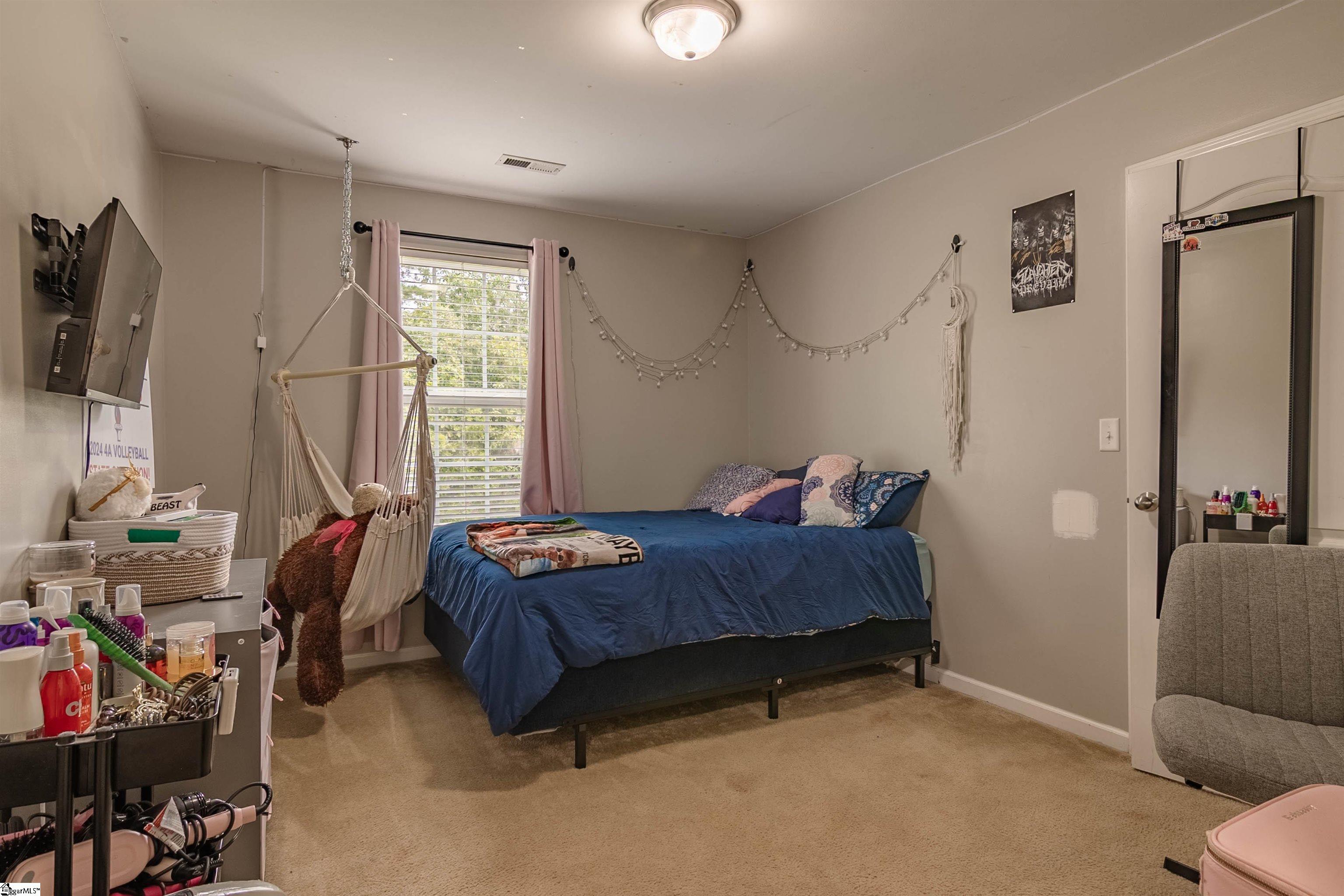 Pickens, South Carolina 29671, United States, 4 Bedrooms Bedrooms, ,3 BathroomsBathrooms,Residential,Active,196941