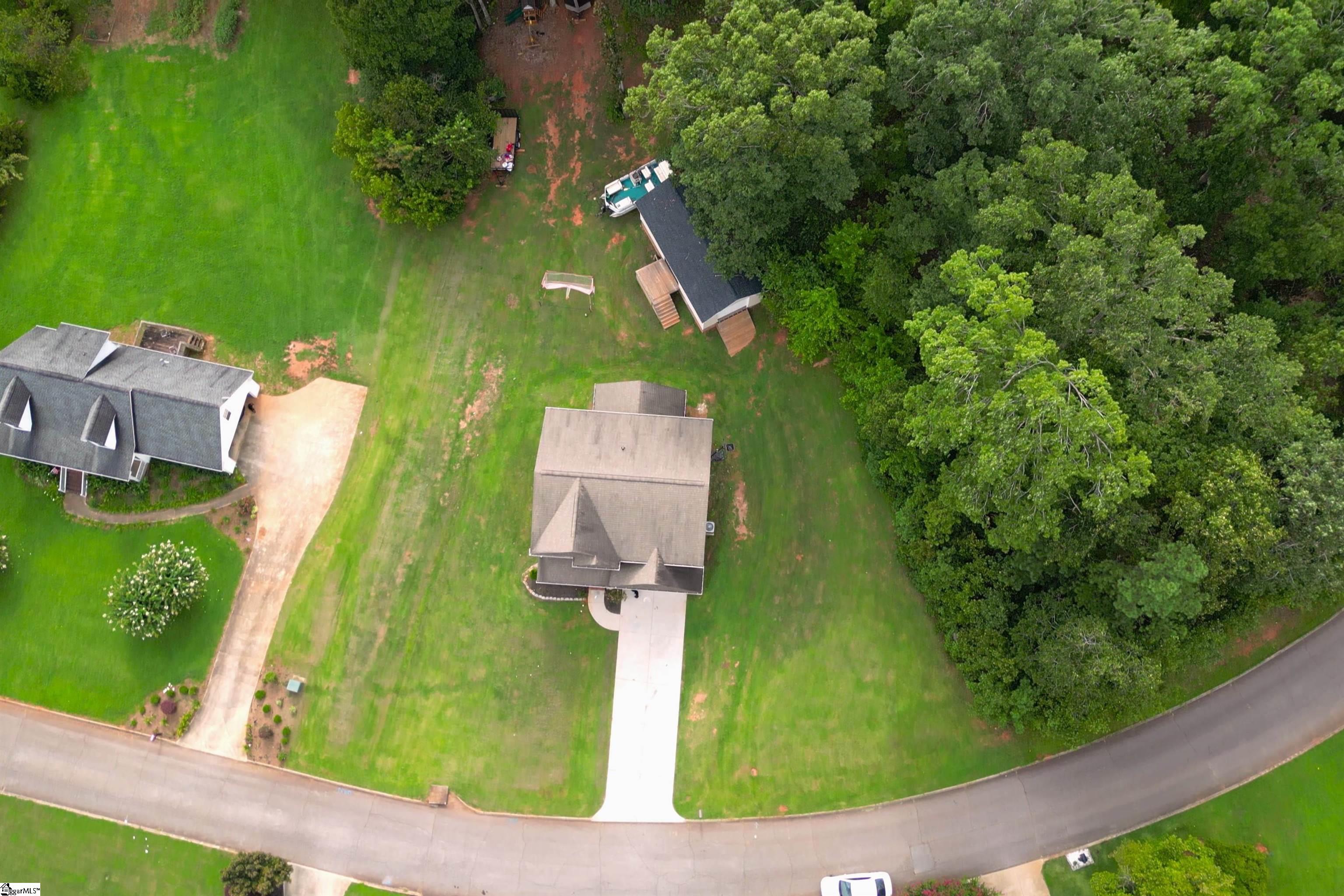 Pickens, South Carolina 29671, United States, 4 Bedrooms Bedrooms, ,3 BathroomsBathrooms,Residential,Active,196941