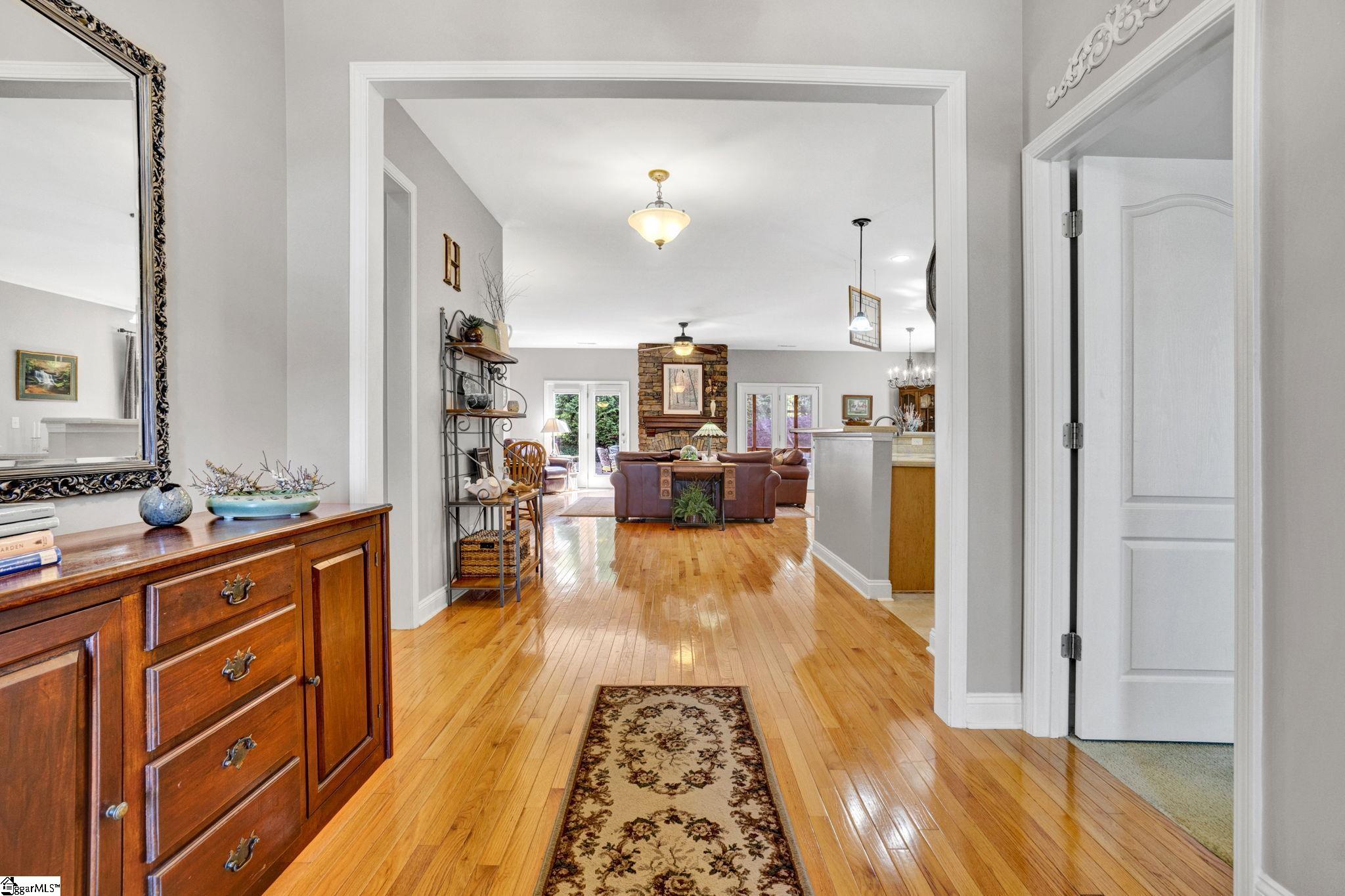 204 Lord Byron Lane