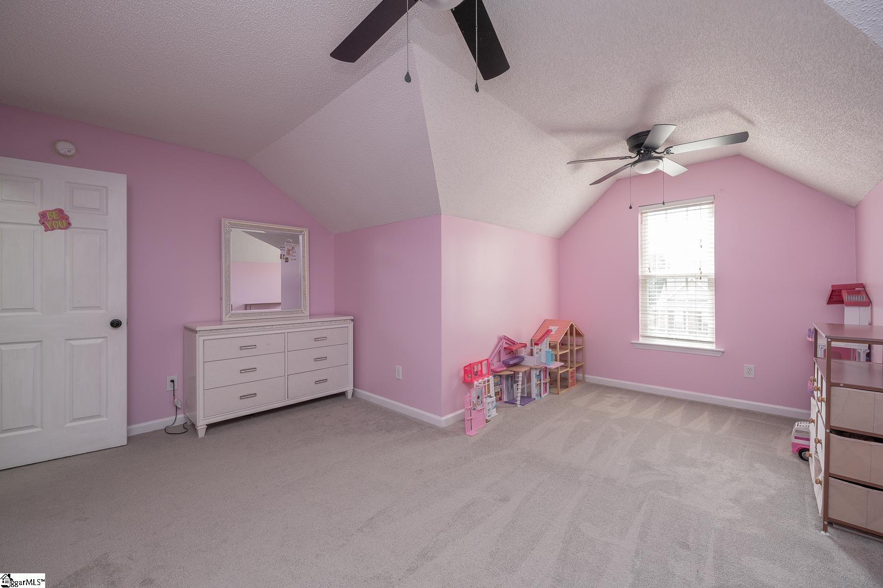 Simpsonville, South Carolina 29681, United States, 4 Bedrooms Bedrooms, ,3 BathroomsBathrooms,Residential,Active,217411