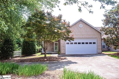 Photo of 120 Harbour Springs Way Way, Anderson, SC 29626 (MLS # 1595043)