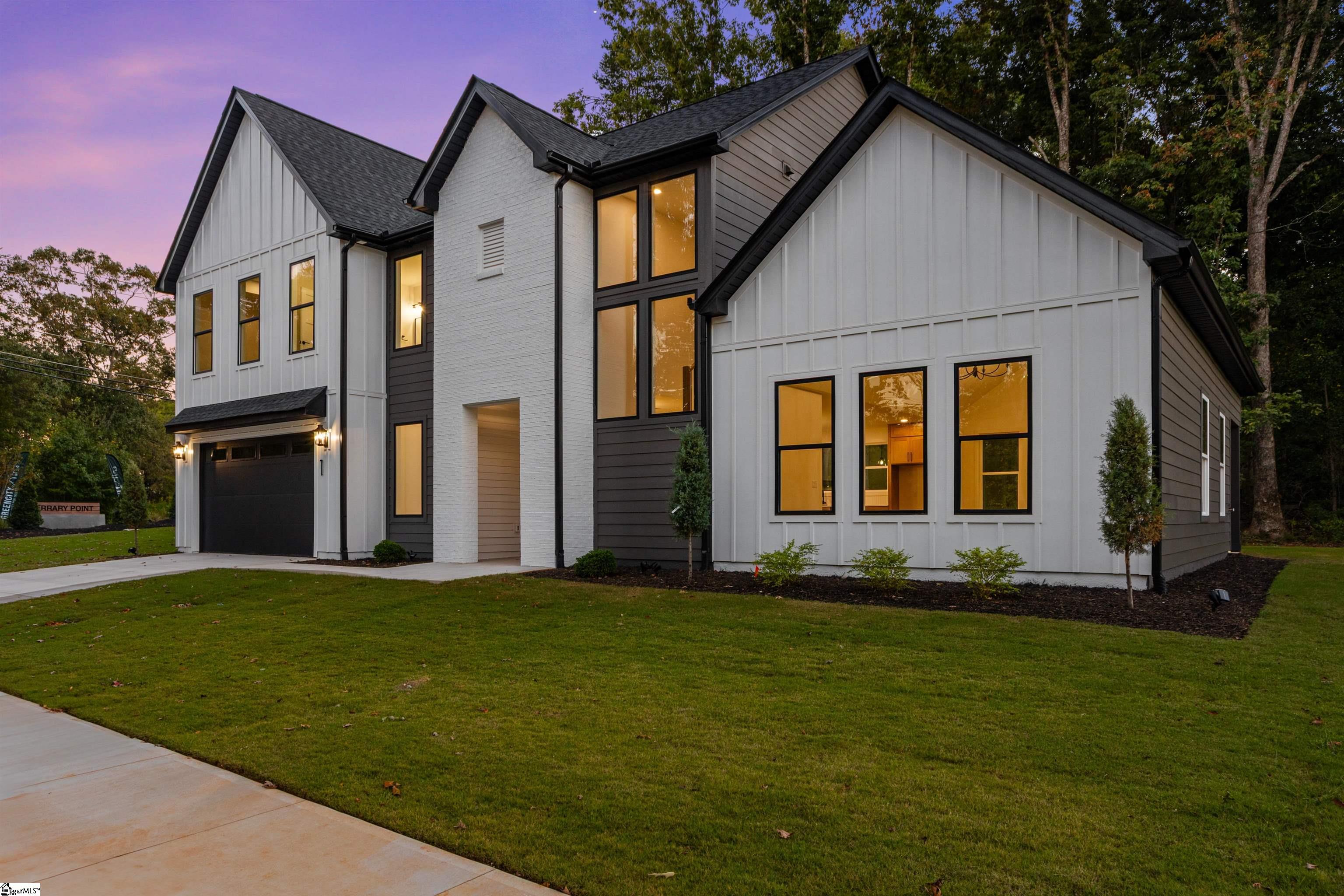 1 Inverrary Drive