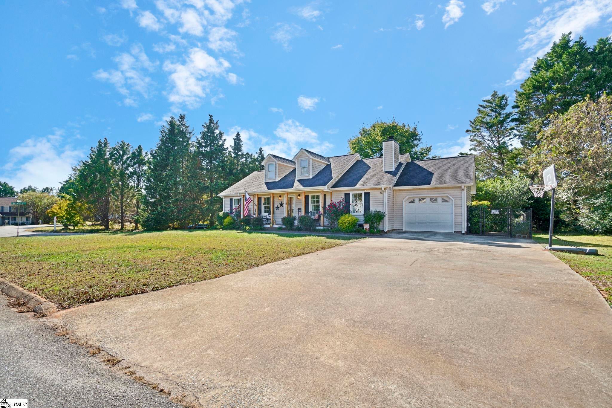 112 Mikenah Court