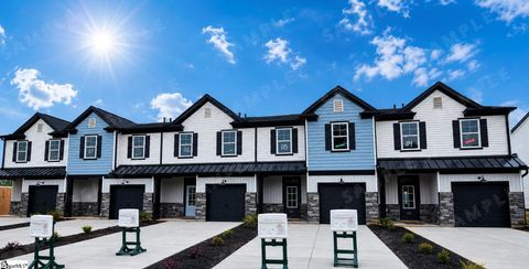 Photo of 421 Belgrove Way Lot 115 #Lot 115, Easley, SC 29640 (MLS # 1591082)