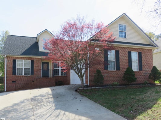 224 RIVERRUN DR, SPARTANBURG, SC 29303 - Image 51d9c2b4e3e4574a7a2c2e5d8d05ebd8/829577275