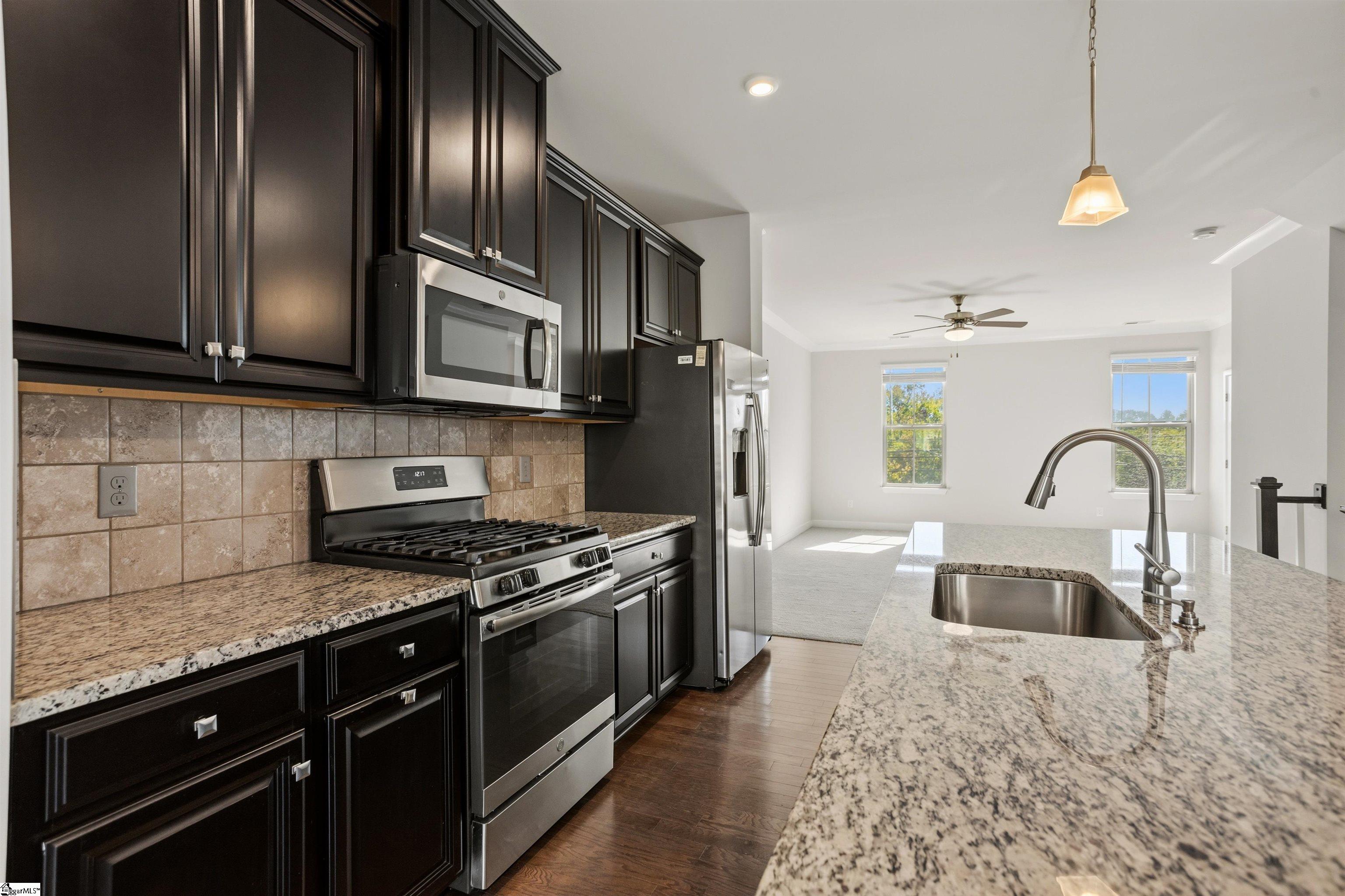Real Estate Search 3 3 Itasca Drive