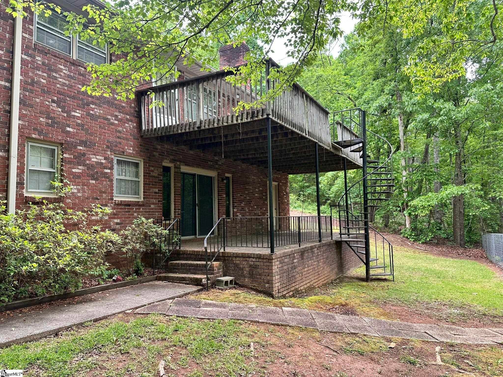 142 Millbrook Circle