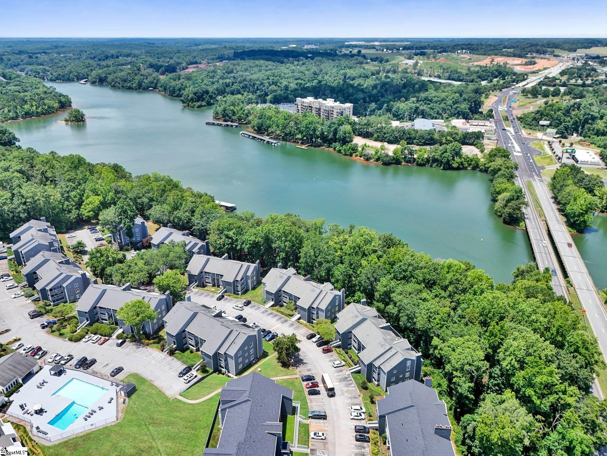 505 Northlake Drive