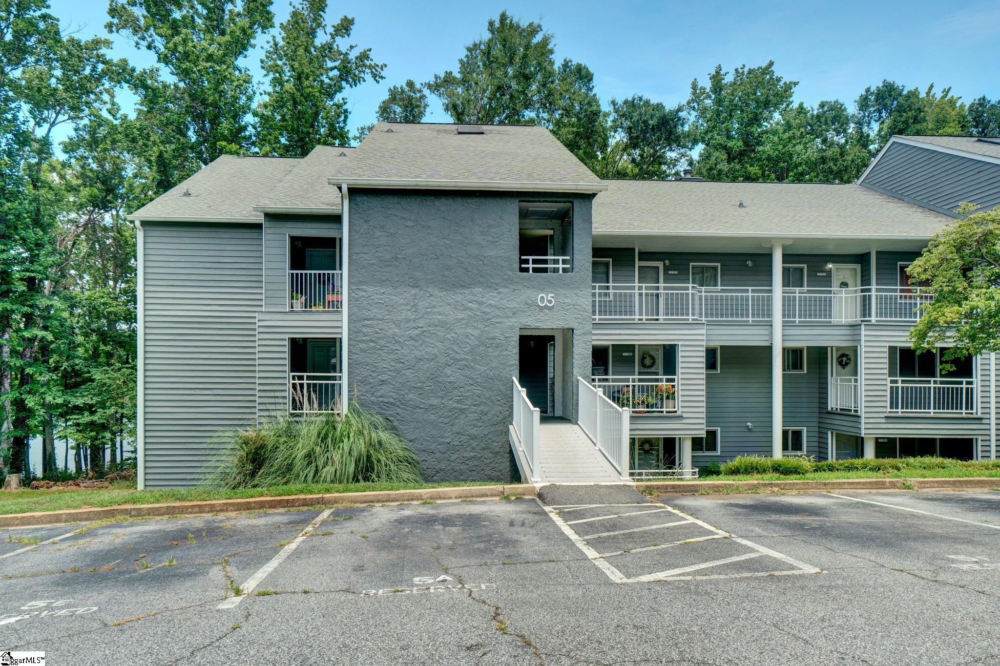 505 Northlake Drive