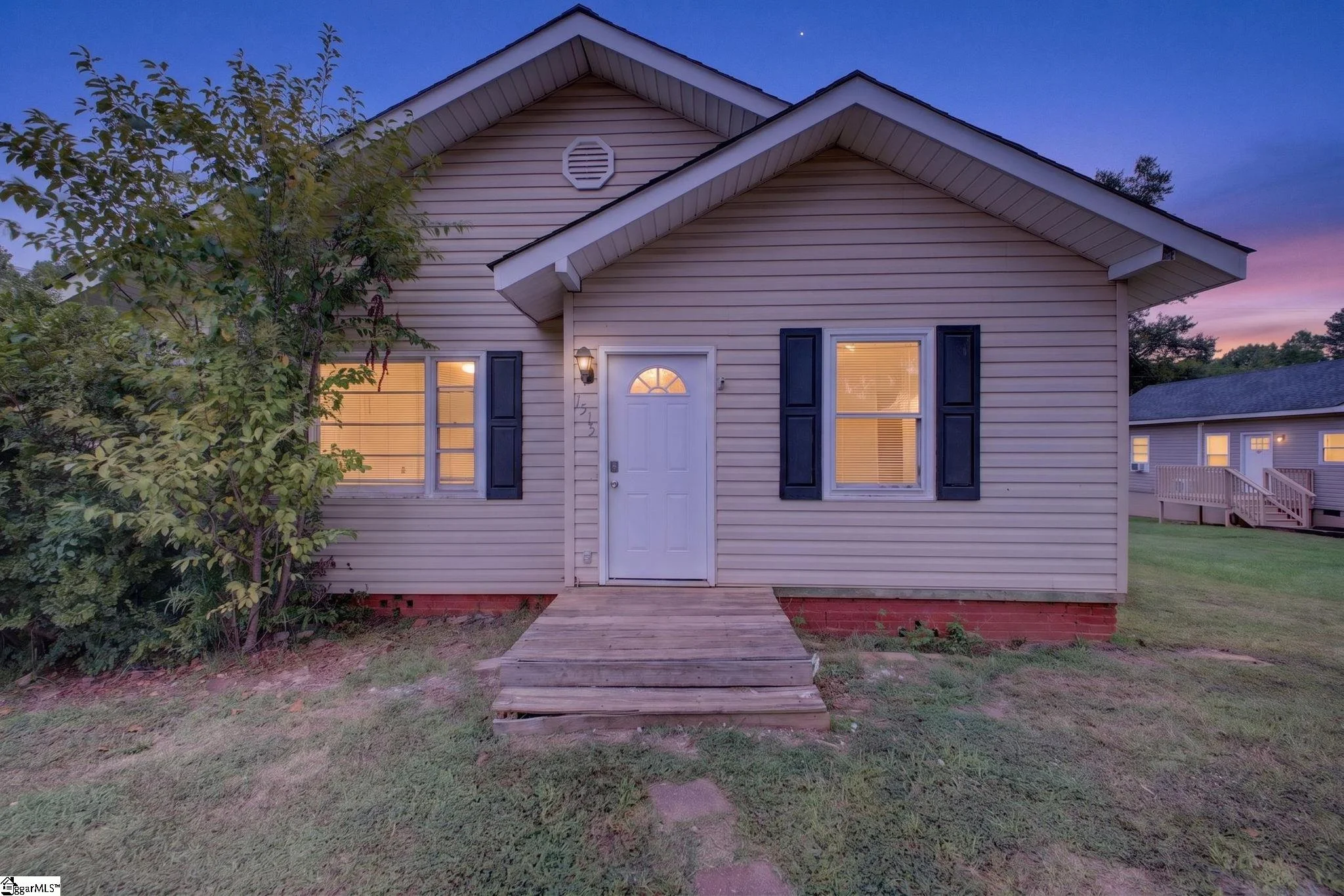 1575 Main Street