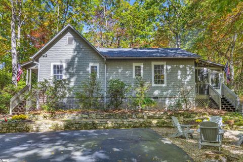 Photo of 512 Cliff Ridge Drive, Cleveland, SC 29635 (MLS # 1590192)