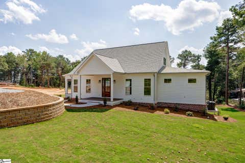 Photo of 1218 Andersonville Road, Townville, SC 29689 (MLS # 1600890)