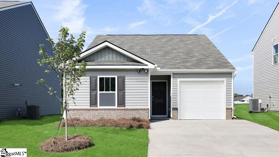 238 Deskin Lane