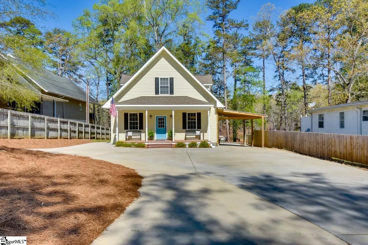 322 Sunrise Circle