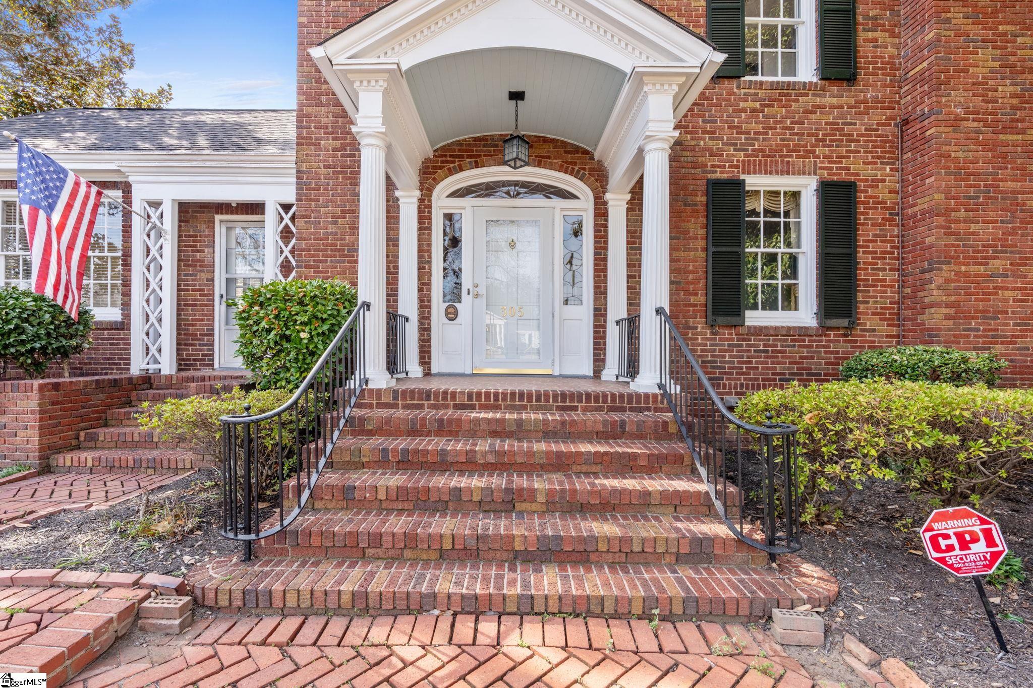 305 N Main Street
