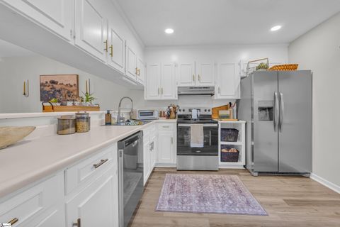 Tiny photo for 3106 Bethel Road Unit 54, Simpsonville, SC 29681 (MLS # 1584567)