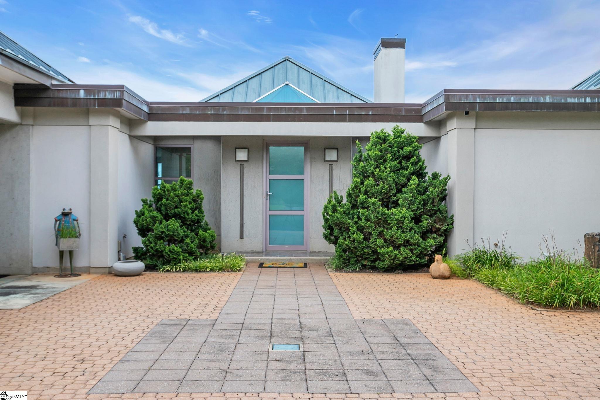 1286 N Highway 101