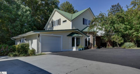 Photo of 687 Burnt Tanyard Road, Salem, SC 29676 (MLS # 1603784)