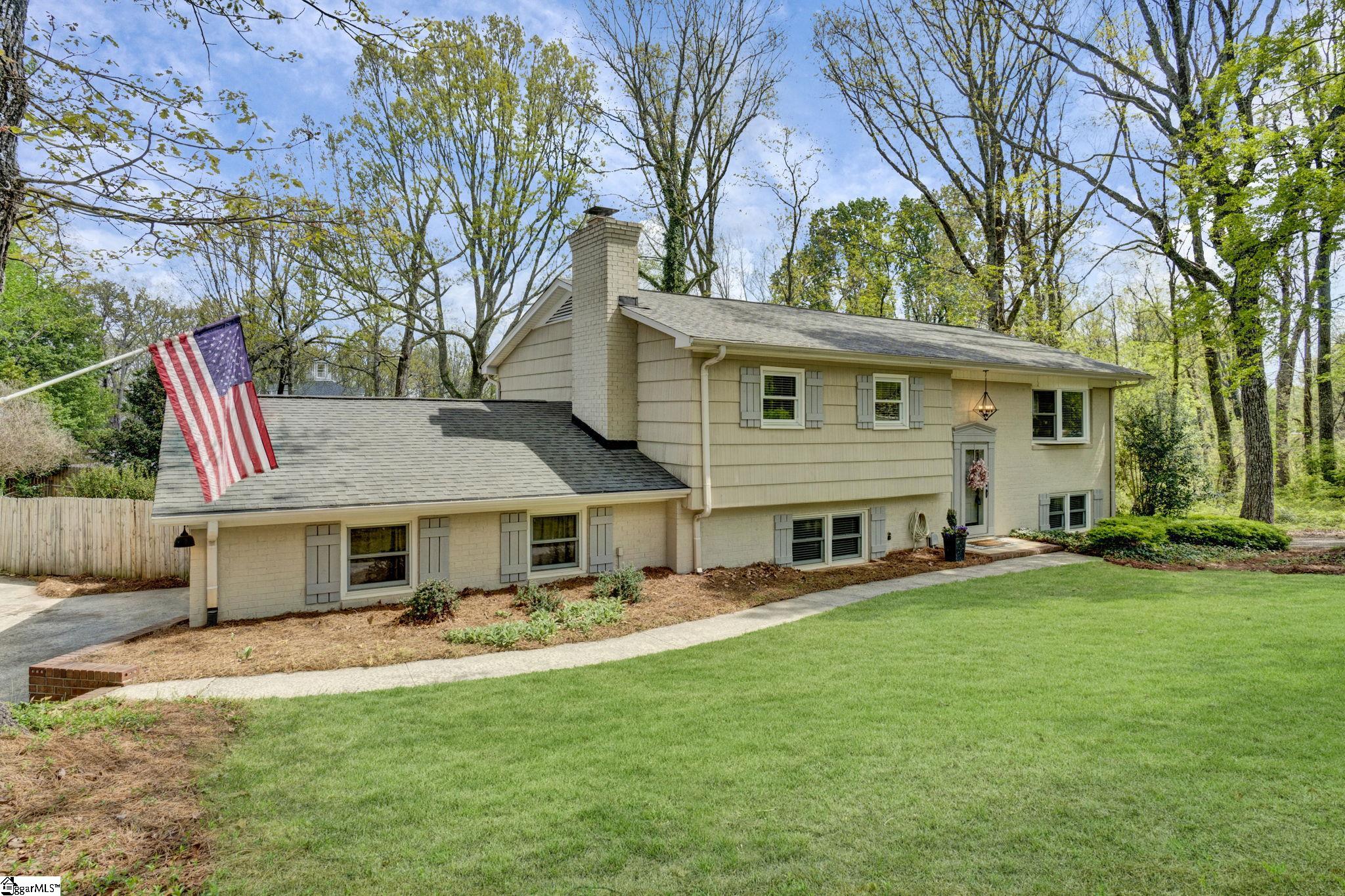 320 Altamont Road