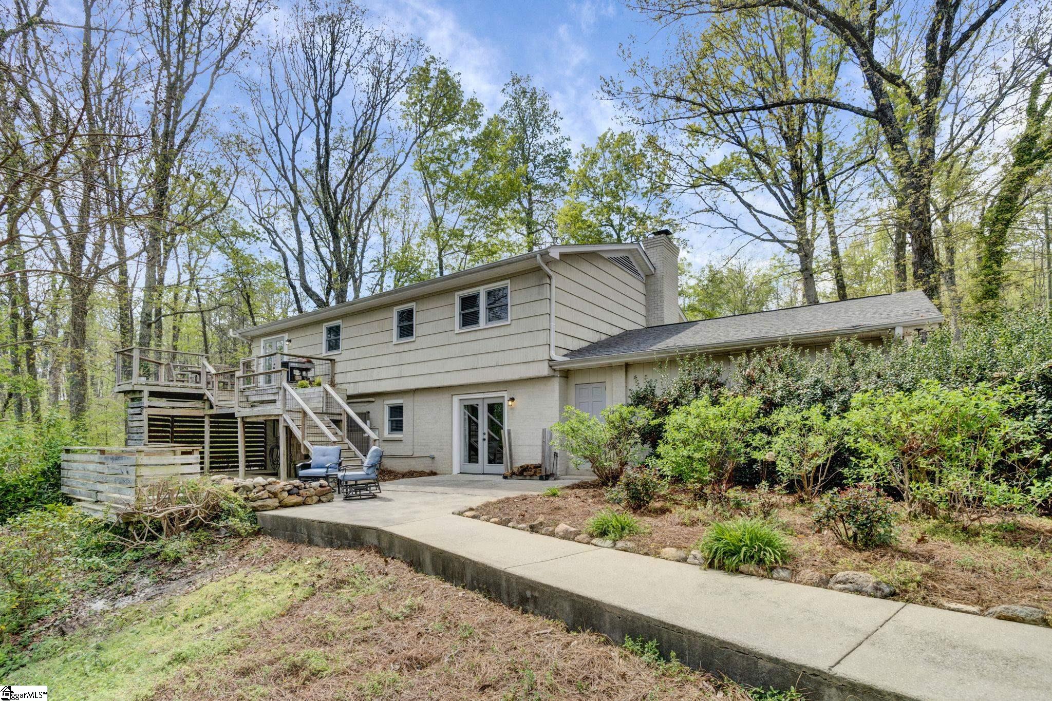 320 Altamont Road