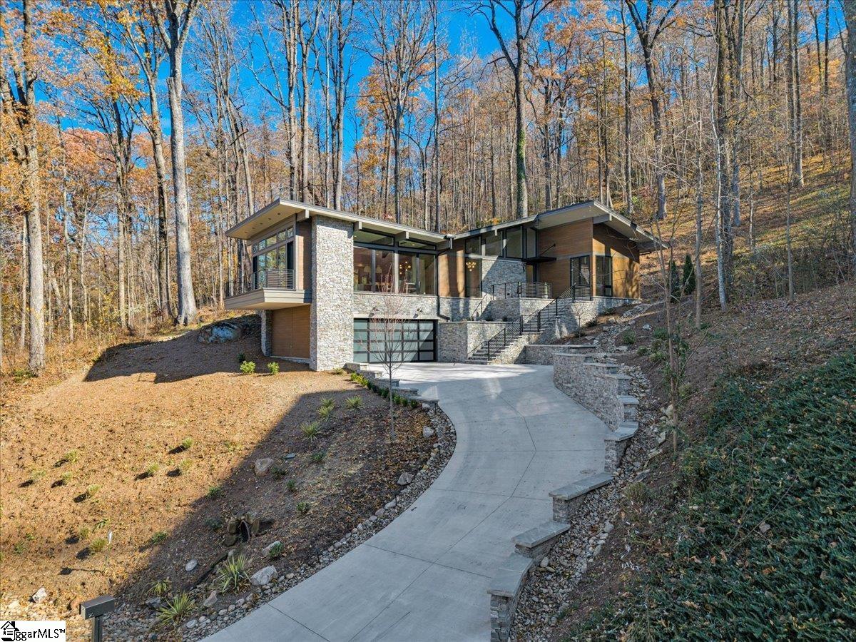 30 Windfaire Pass Court