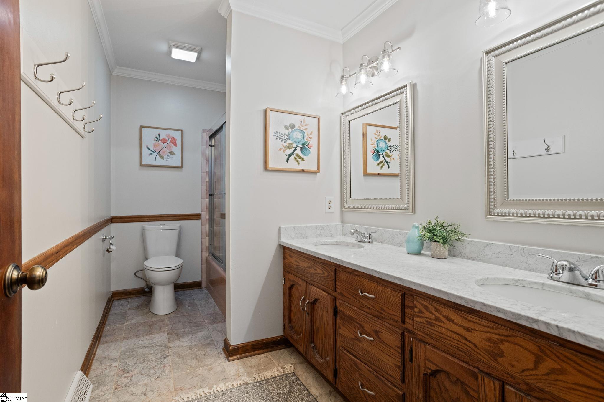 Greenville, South Carolina 29617, United States, 5 Bedrooms Bedrooms, ,4 BathroomsBathrooms,Residential,Active,146644