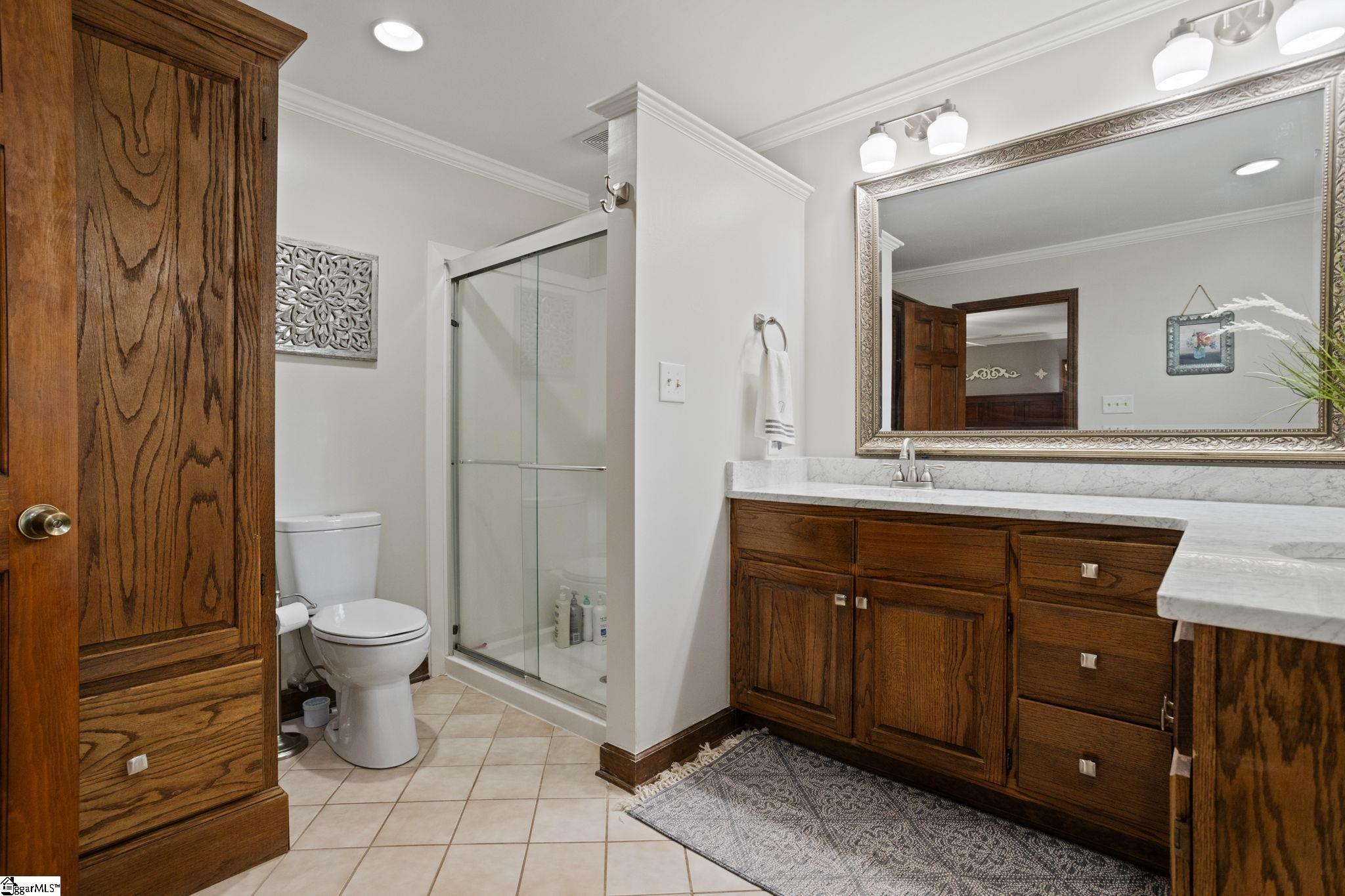 Greenville, South Carolina 29617, United States, 5 Bedrooms Bedrooms, ,4 BathroomsBathrooms,Residential,Active,146644