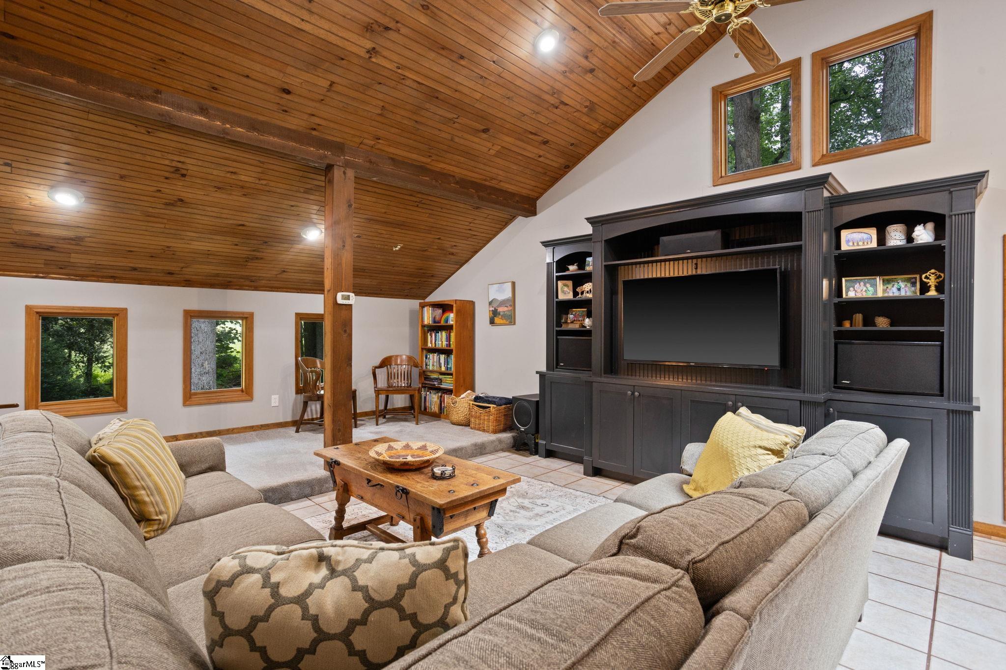 Greenville, South Carolina 29617, United States, 5 Bedrooms Bedrooms, ,4 BathroomsBathrooms,Residential,Active,146644