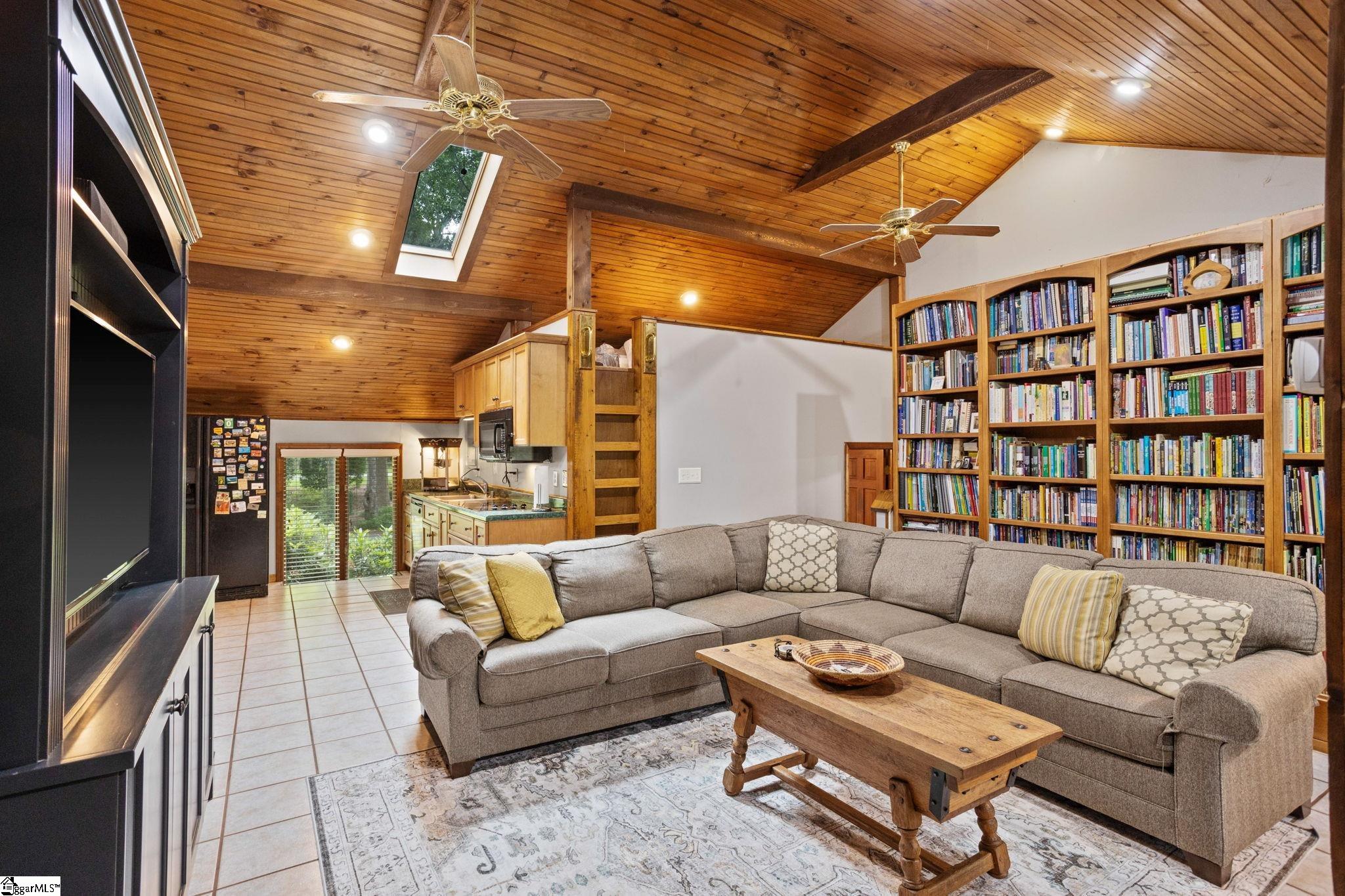 Greenville, South Carolina 29617, United States, 5 Bedrooms Bedrooms, ,4 BathroomsBathrooms,Residential,Active,146644