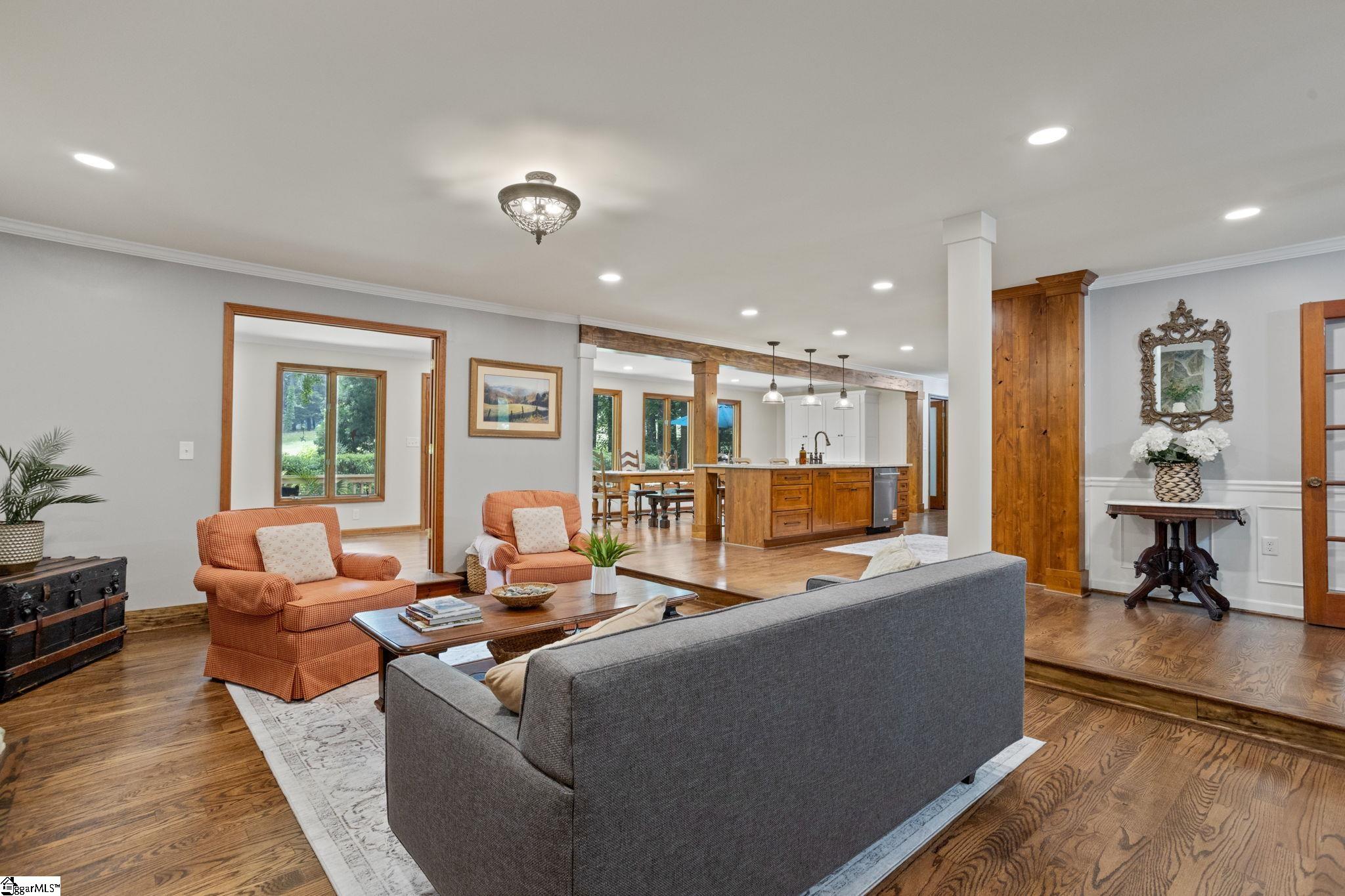 Greenville, South Carolina 29617, United States, 5 Bedrooms Bedrooms, ,4 BathroomsBathrooms,Residential,Active,146644