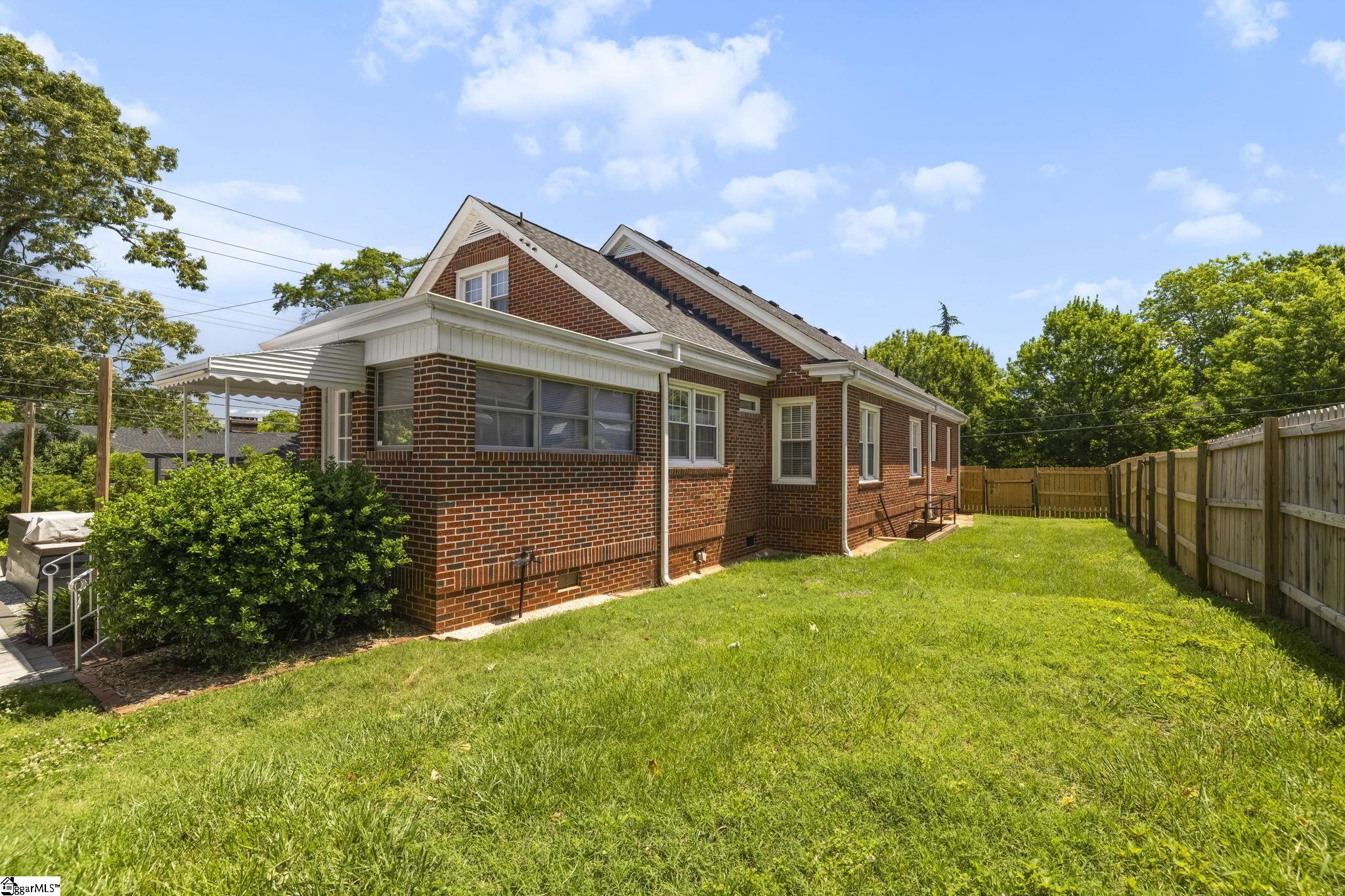 Greer, South Carolina 29650, United States, 4 Bedrooms Bedrooms, ,4 BathroomsBathrooms,Residential,Active,138060