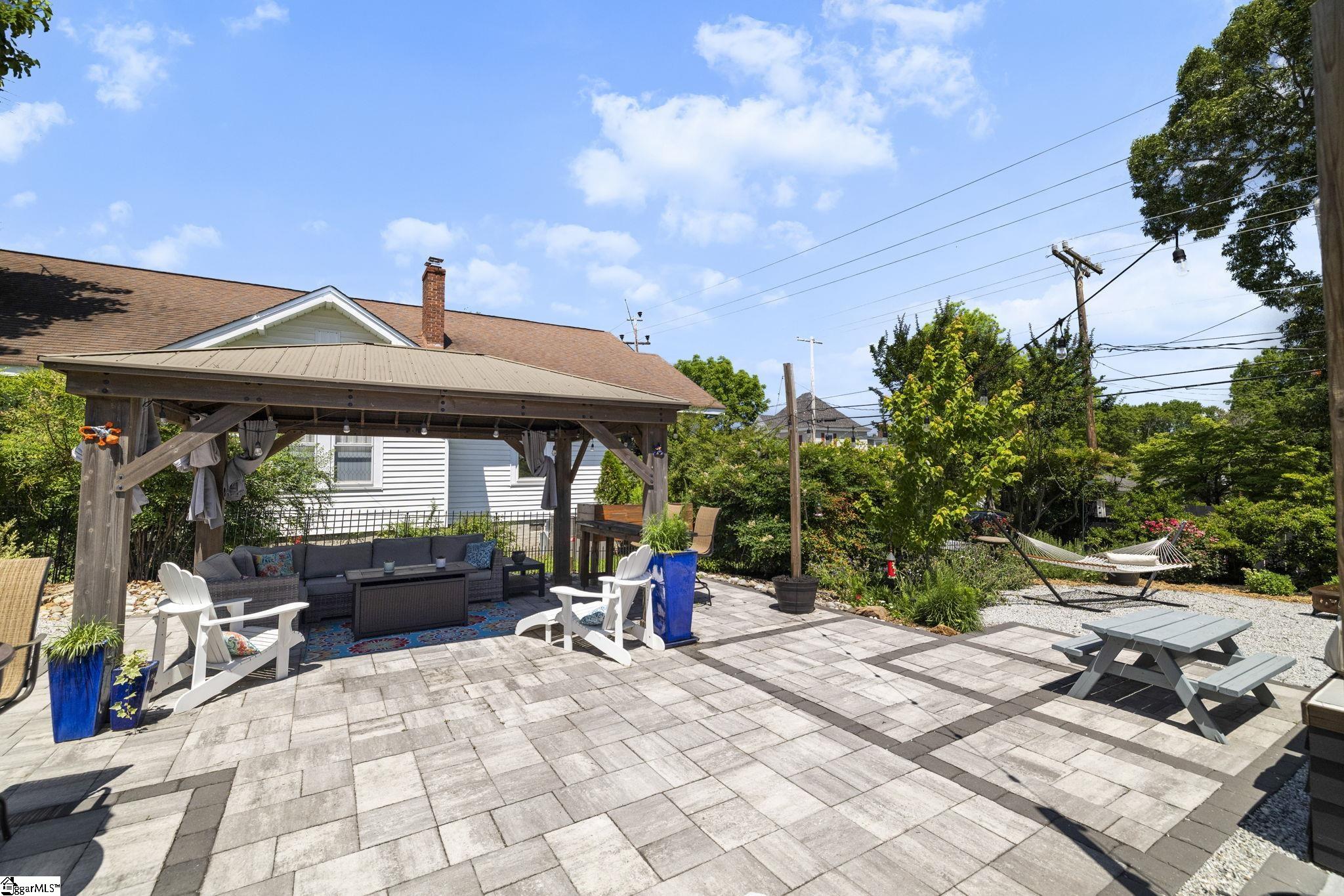 Greer, South Carolina 29650, United States, 4 Bedrooms Bedrooms, ,4 BathroomsBathrooms,Residential,Active,138060