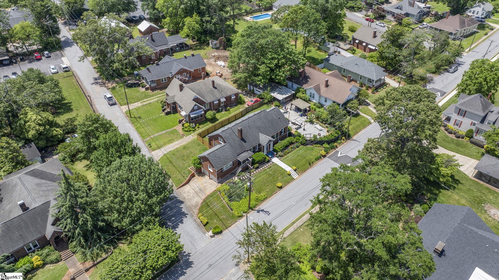 Greer, South Carolina 29650, United States, 4 Bedrooms Bedrooms, ,4 BathroomsBathrooms,Residential,Active,138060