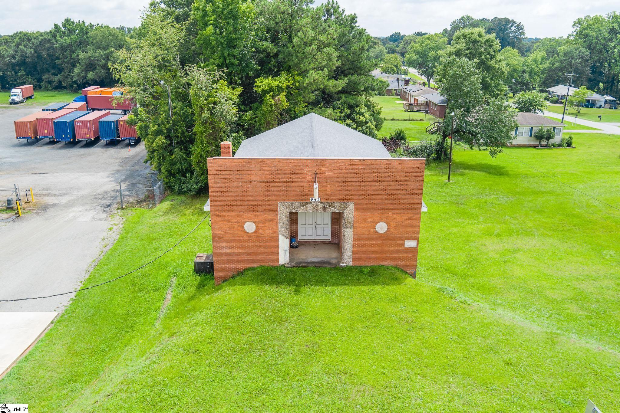 850 Falling Creek Road, Spartanburg, SC, 29301