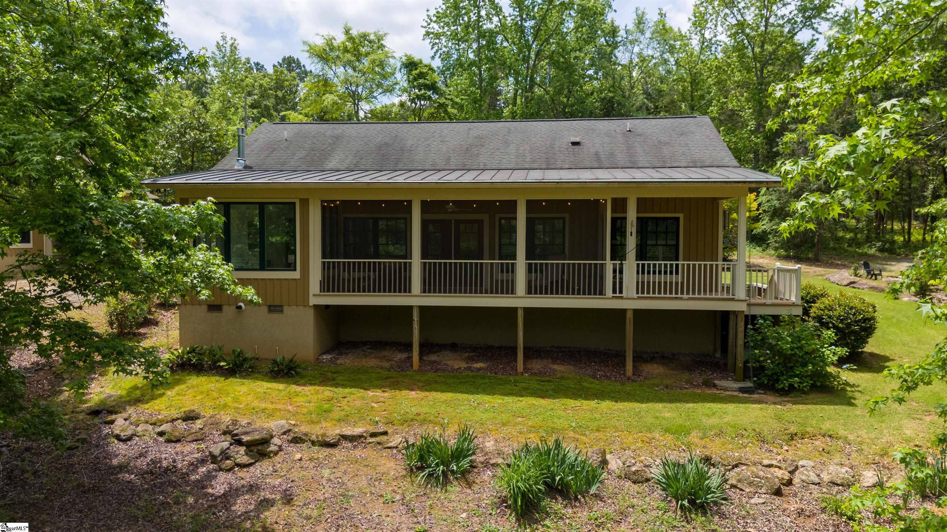 Laurens, South Carolina, 29360, United States, 5 Bedrooms Bedrooms, ,5 BathroomsBathrooms,Residential,Active,1996301