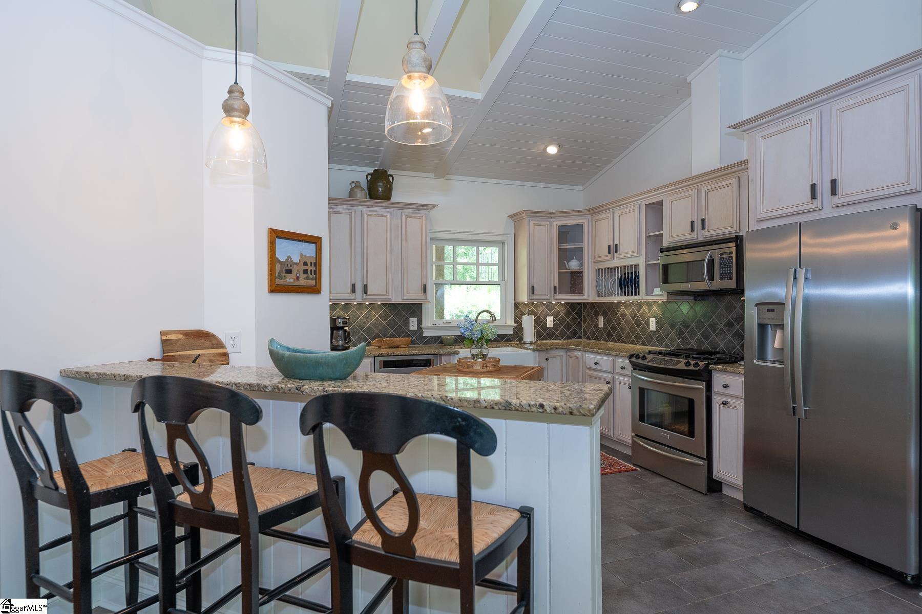 Laurens, South Carolina, 29360, United States, 5 Bedrooms Bedrooms, ,5 BathroomsBathrooms,Residential,Active,1996301