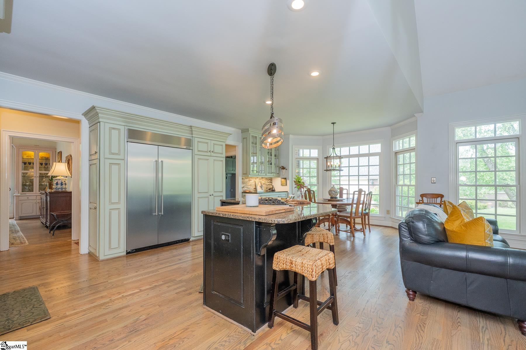 Laurens, South Carolina, 29360, United States, 5 Bedrooms Bedrooms, ,5 BathroomsBathrooms,Residential,Active,1996301
