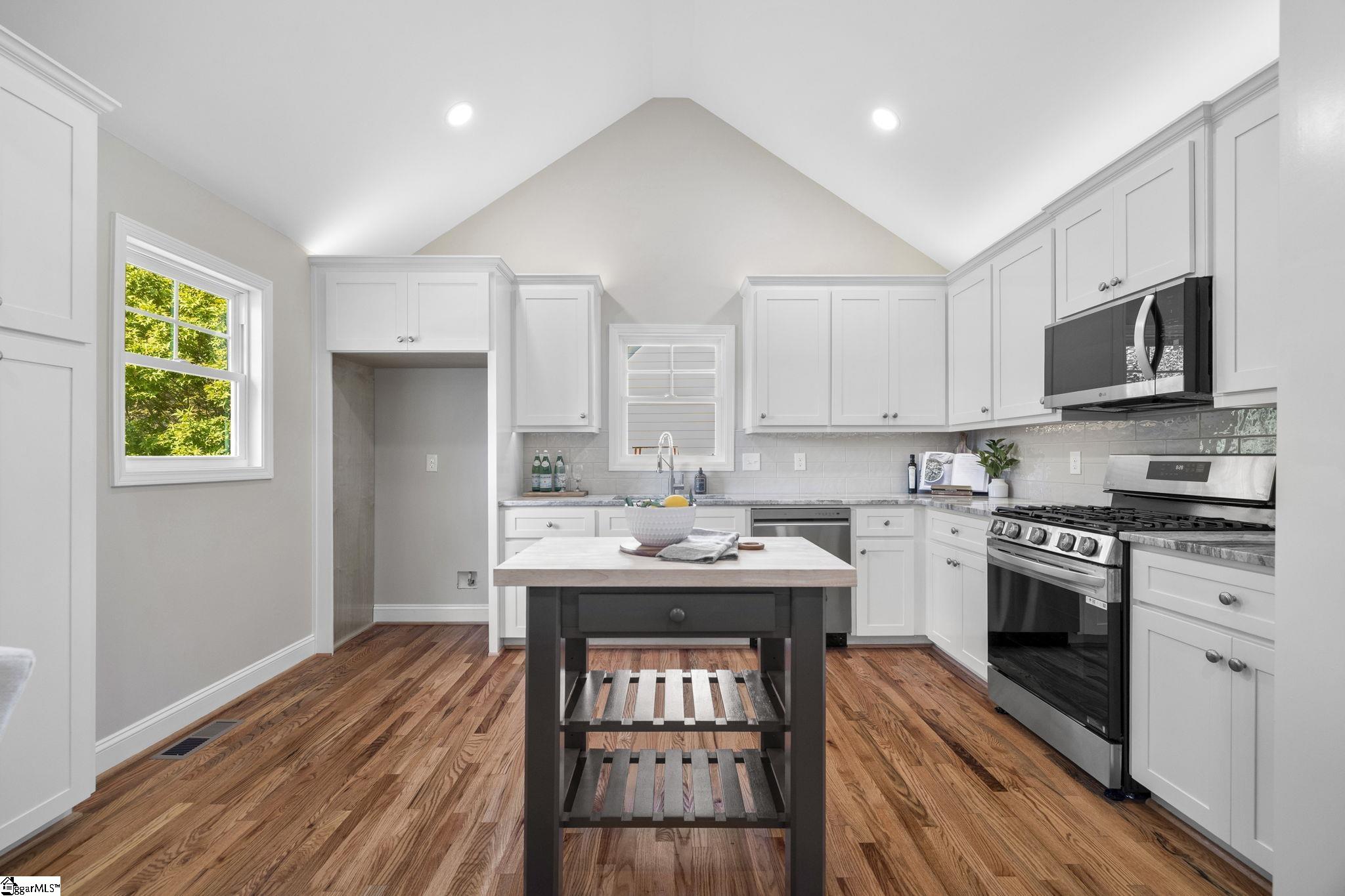 Greer, South Carolina 29650, United States, 3 Bedrooms Bedrooms, ,3 BathroomsBathrooms,Residential,Active,214979