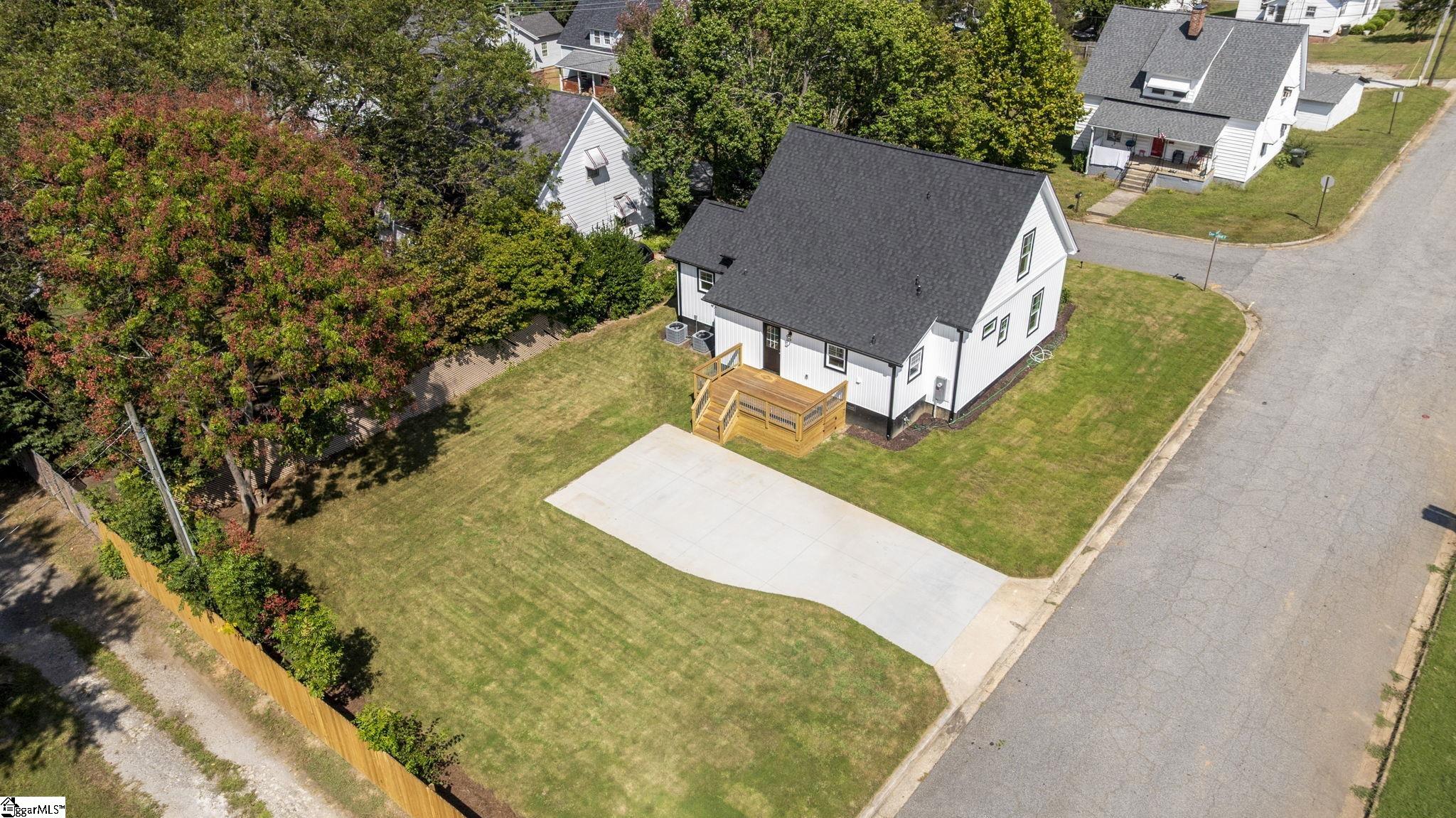 Greer, South Carolina 29650, United States, 3 Bedrooms Bedrooms, ,3 BathroomsBathrooms,Residential,Active,214979