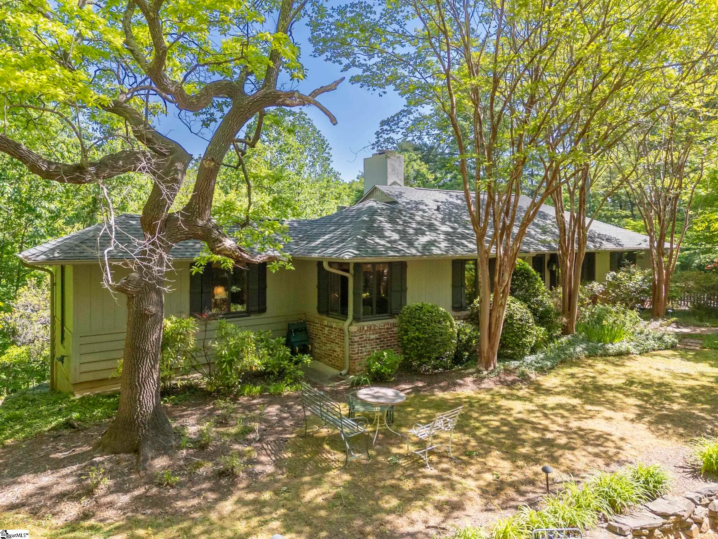 484 Sourwood Ridge Road